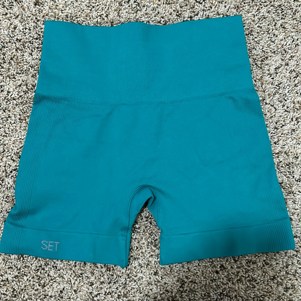 SET Active biker shorts - teal
